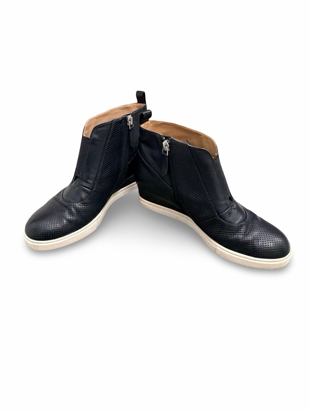 Linea Paolo Anna Black Wedge Sneaker Bootie Size 8 - Picture 8 of 11